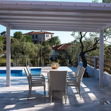 Gagos Apartment