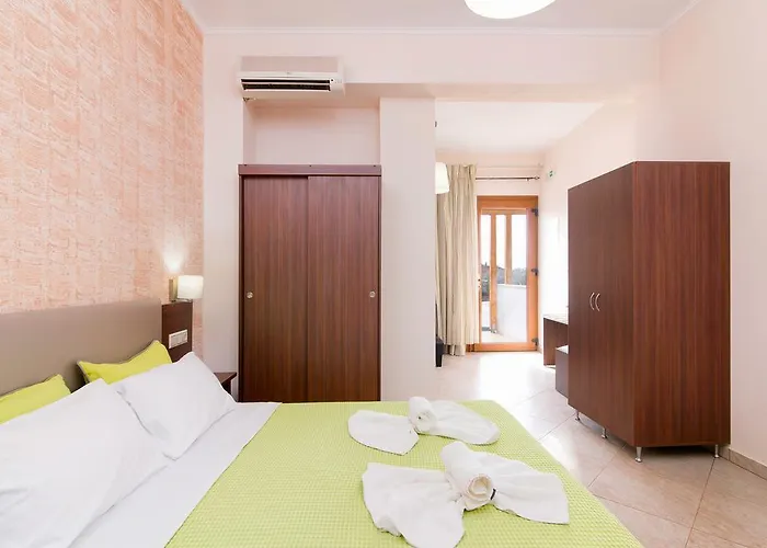 加戈斯一室公寓 *